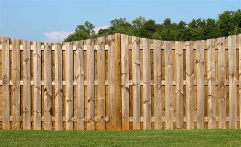 How To Fit A Garden Fence Homebuilding And Renovating