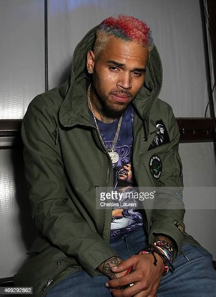 Singer Chris Brown Photos And Premium High Res Pictures Getty Images