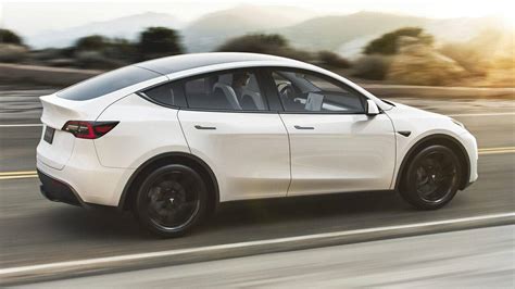 May 25, 2021 · tesla has announced via a blog post on its website that it will no longer equip model 3 or model y vehicles in the north american market with radar beginning with deliveries in may 2021. 2021 Tesla Model Y Standard Range RWD model debuts at ...