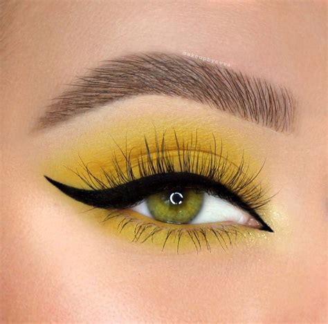 Pin By Gracyn On Eye Makeup Tutorial Yellow Eye Makeup Photo Makeup