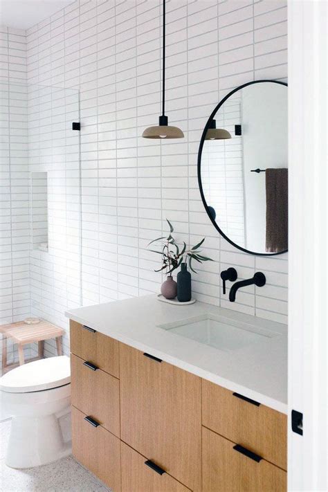 33 Beautiful Tiles Ideas For Scandinavian Bathroom Scandinavian