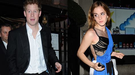 Príncipe Harry And Emma Watson Seria O Novo Casal Real Britânico Atl Pop