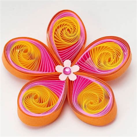 Learn How To Make This Pretty Quilling Flower Quilling Instructions