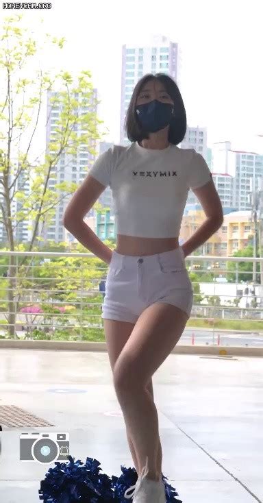 Cheerleader Kim Yuna Acegag
