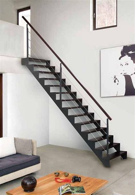 Metal Stairs In A Minmal Home Diseño De Escalera Escaleras Metalicas