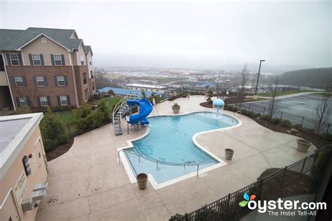 Hampton Inn Chattanooga Westlookout Mountain The Outdoor Pool At The