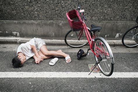 20 Shocking Photos Of Drunk Japanese By Lee Chapman Show The Ugly Side Of Drinking Bored Panda