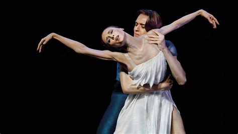 Svetlana Zakharova Interview The Bolshoi Ballerina On Bringing Amore
