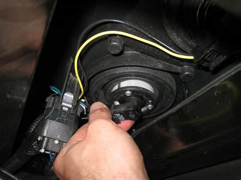 Chevrolet Silverado Headlight Bulbs Replacement Guide 024