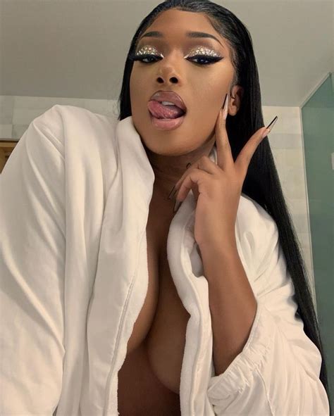 Thee Stallion Updates On Twitter Girl Tongue Pretty Face Celebrity