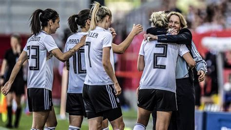 WM Generalprobe ohne Glanz DFB Frauen schlagen Chile souverän