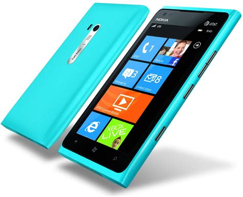 Nokia Lumia 900 еще один финский флагман на Windows Phone