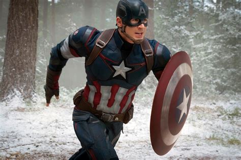 Fans Assemble Chris Evans Reportedly In Talks To Return To The Mcu As