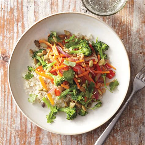 Retired chef cook fai, demonstrate how to make this delicious stir fry : Cauliflower "Rice" Stir-Fry