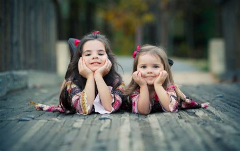 Download hd wallpapers for free on unsplash. Cute Sisters wallpapers
