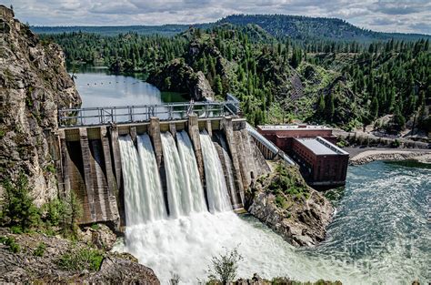 Long Lake Dam On The Spokane River Photograph By Sam Judy