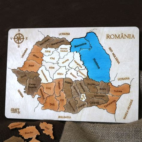 Puzzle Dublu Din Lemn Gravat Harta Romaniei Pe Judete Si Regiuni