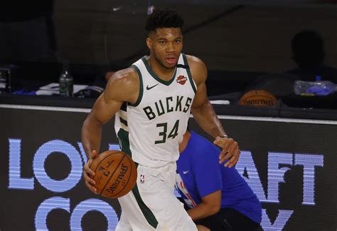 For The Milwaukee Bucks The Time To Win A Title Is Now Again College Sports