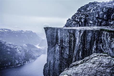 Hiking Pulpit Rock To Get The Best Views In Norway Hand