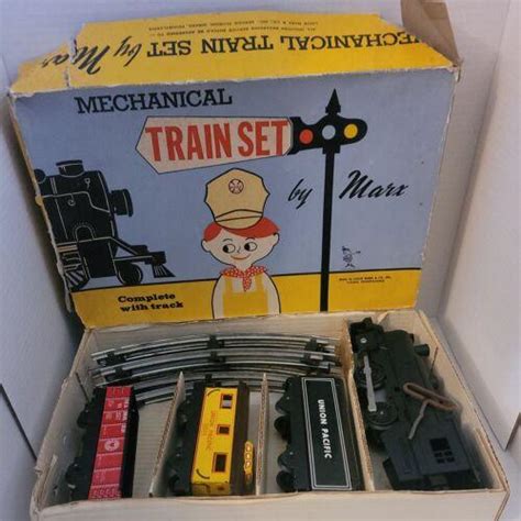 Vintage Marx O Scale Wind Up Tin Train Set 526 Works Box Is Rough