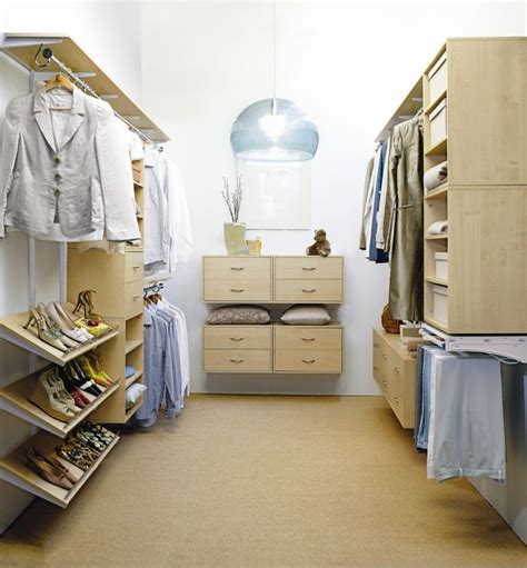 Almara cabinate have wide range of wardrobe storage solutions, walk in wardrobes designs, wardrobes built in. Bedroom Storage Solutions & Wardrobes | Wardrobe World