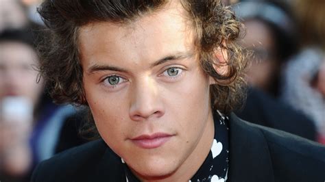 Harry Styles Reveals The One Direction Songs He Can T Get Enough Of