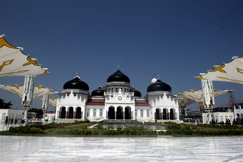 Tempat Wisata Banda Aceh Terbaru Aceh Masjid Baiturrahman Darussalam
