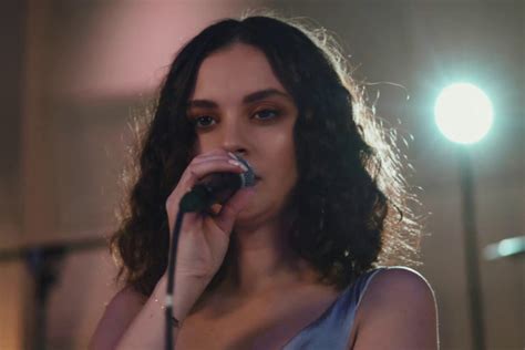 Sabrina Claudio Performs All To You Live Rnb