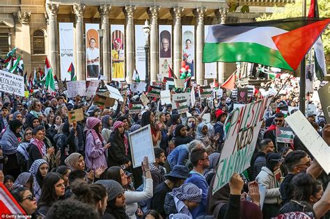 To los angeles, chicago tokyo saw about 300 protestors rally in support of palestine. Pro-Palestine protests erupt in Melbourne and Sydney with 15,000 taking to the streets | Daily ...