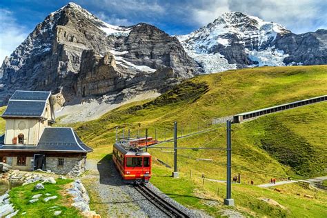 Top 7 Best Things To Do In Lauterbrunnen Valley 2020