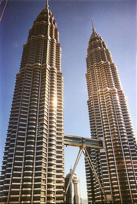 Petronas twin towers are the tallest twin towers in the world. Petronas Twin Tower | Malaysia Tour