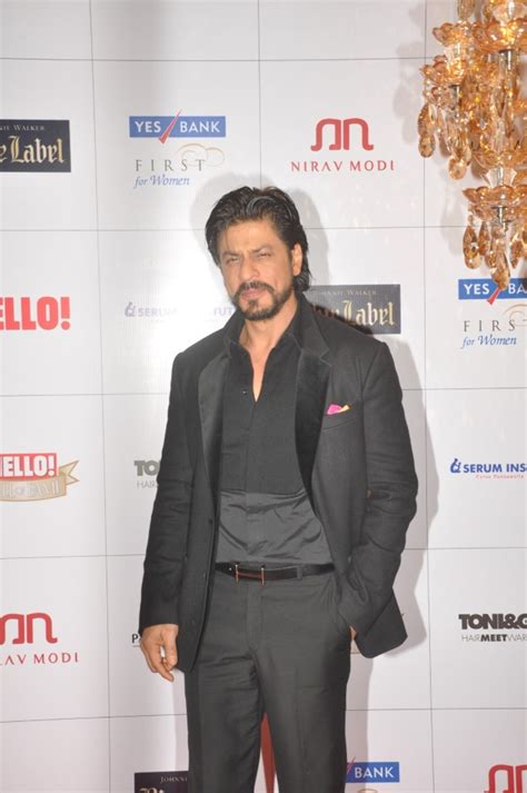 Shah Rukh Khan At The Hello Hall Of Fame Awards 2013 In Mumbai Srk 1 Rediff Bollywood Photos