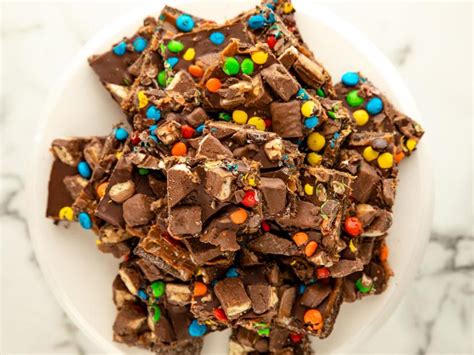 Recipes from an accidental country girl. Quick Millionaire Shortbread Recipe | Ree Drummond | Food ...