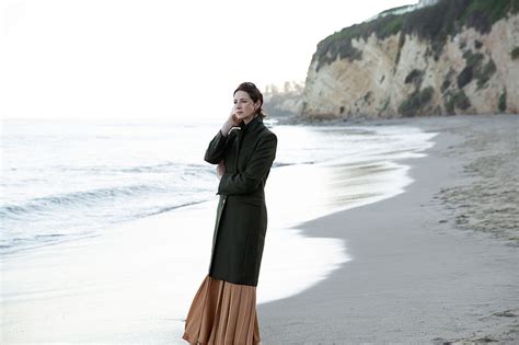 Actresses Caitriona Balfe Actress Beach Black Hair Coat Depth Of