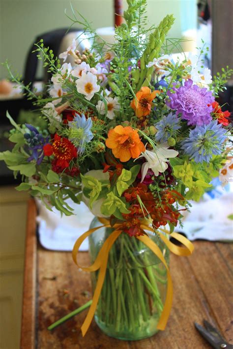 Lock Cottage Flowers Large Mixed Bouquet In 1 Litre Kilner Jar