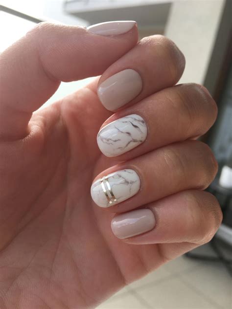 A Guide To Summer Nails Marble For 2023 Cobphotos