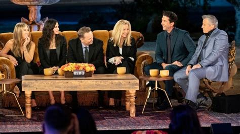 Lisa Kudrow Just Revealed Her Favorite Moment From The Friends Reunion