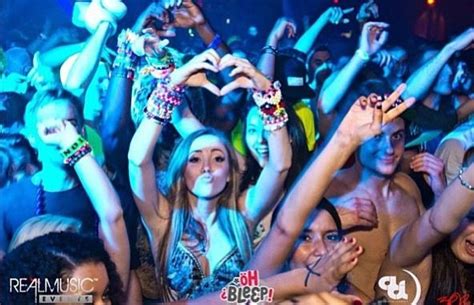 Pin By Kyle Hall On Plur Edm Girls Nightlife Party Edm