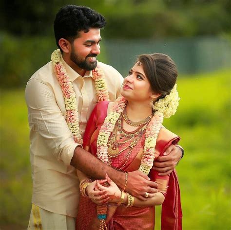 Follow Keralaweddingstyle Photographylover Dslrphoto Wedding Couple Poses Photography