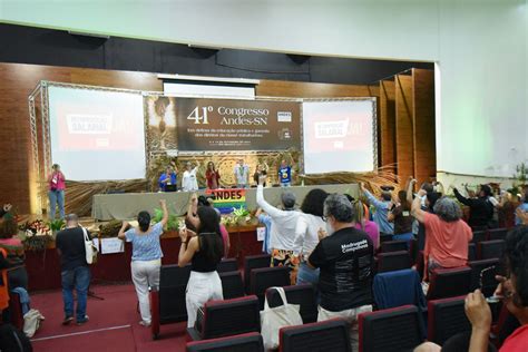 Congresso Do Andes Sn Chega Ao Fim Aprova O De Mo Es E