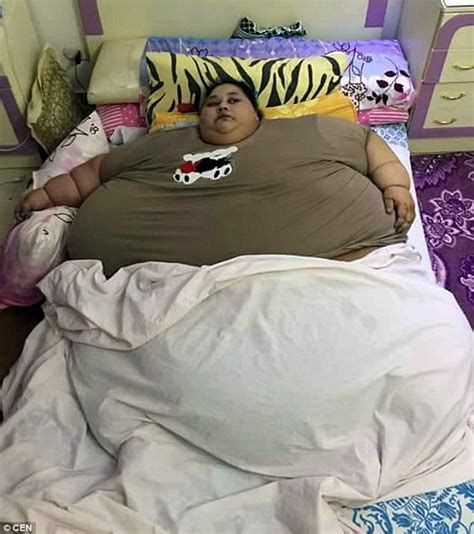 World S Fattest Woman Leaves Egypt Home To Have Weight Loss Surgery