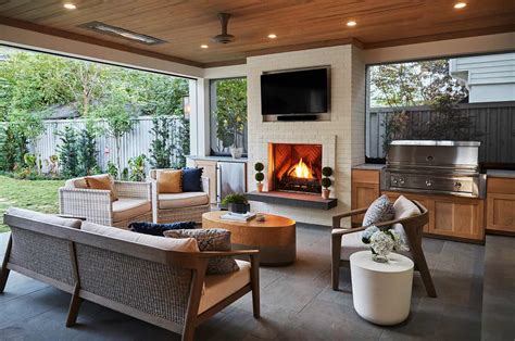 10 Stunning Front Covered Patio Designs To Transform Your Outdoor Space