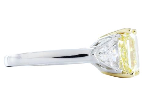 250 Carat Gia Cert Fancy Intense Canary Diamond Gold Platinum 3 Stone