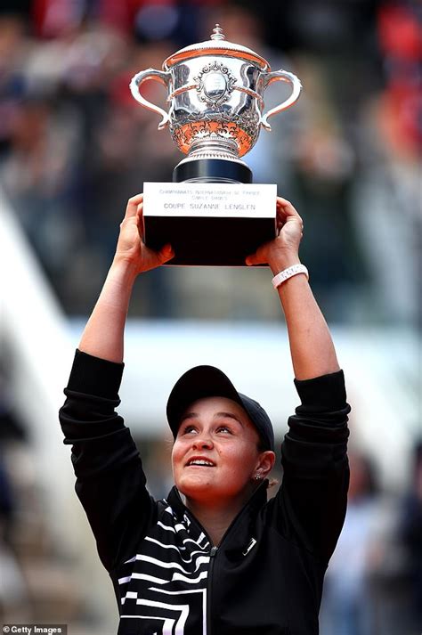 Ash Barty Becomes The First Australian To Win The French Open Since Daily Mail Online
