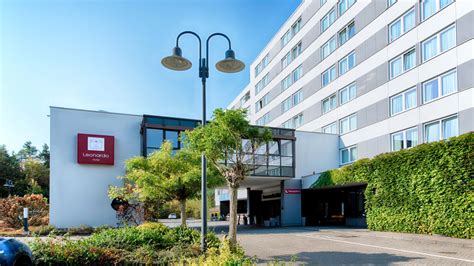 Mit fast 300 zimmern und den veranstaltungskapazitäten eignet sich das erstklassige hotel für geschäftsreisen ebenso wie für die große konferenz. Leonardo Hotel Frankfurt City South (Frankfurt am Main ...