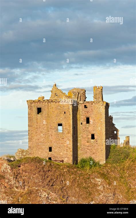 Dunnottar Castle Stonehaven Scotland United Kingdom Stock Photo Alamy