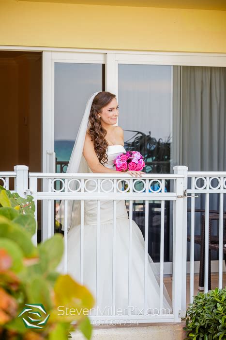 Beach/garden wedding ceremony package usd 1,220 (rm 5,000) for 30 pax. Seagate Country Club Delray Beach Weddings