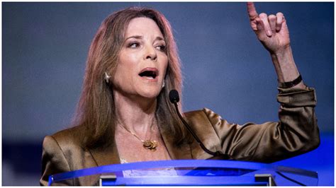 is marianne williamson married does she have a husband