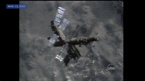 Archival Video Mir Space Station Returns To Earth Video Abc News