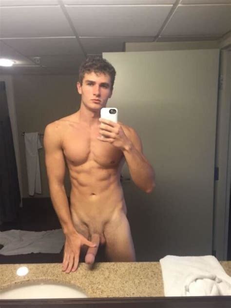 Naked Man Selfie